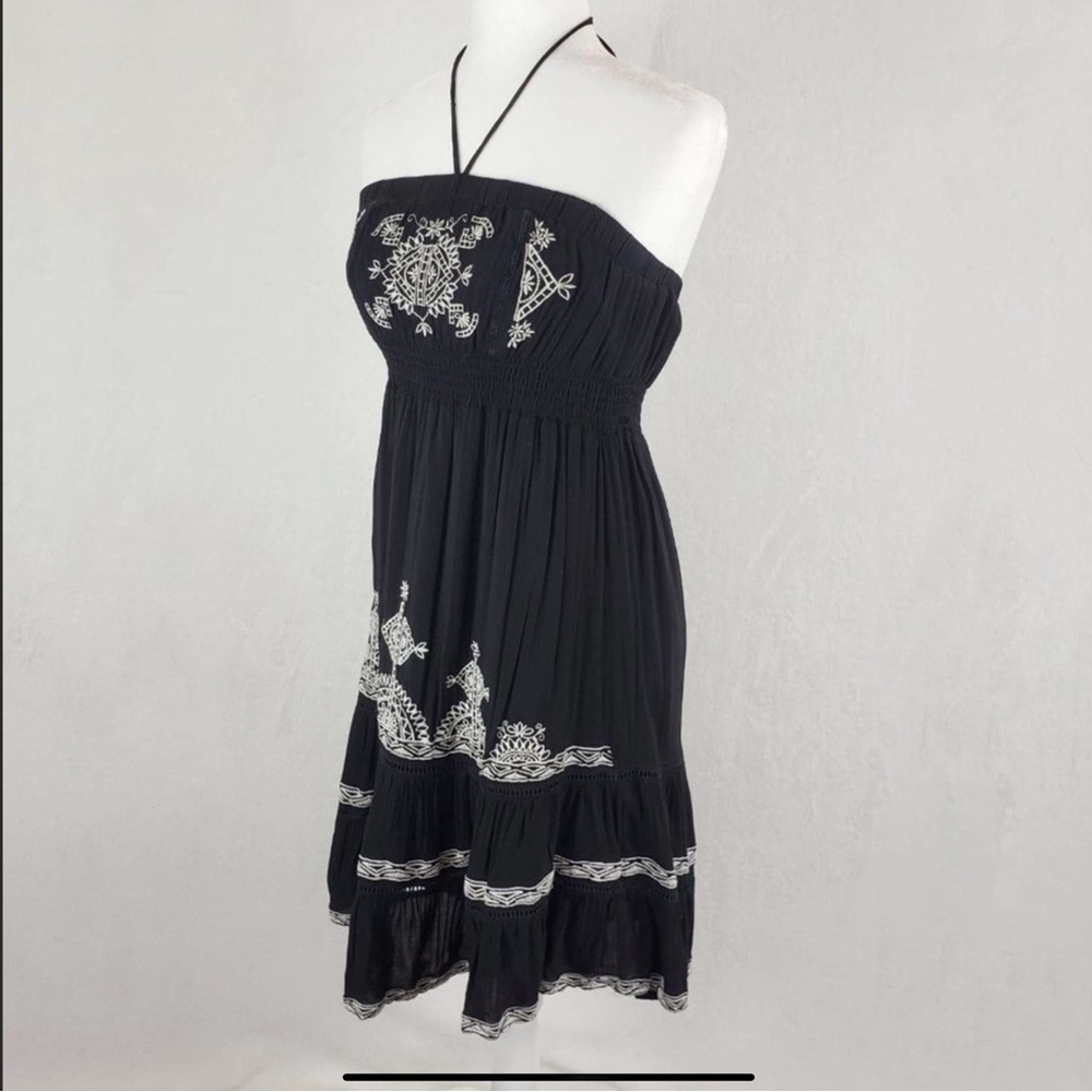 XXI embroidered baby doll dress with smocked waist